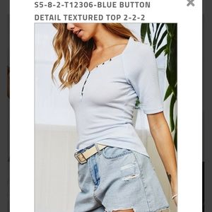 5 Tops For $25 FIRM WHOLESALE  Number Of Tops 5 .2 Small 2 Medium 1 Large